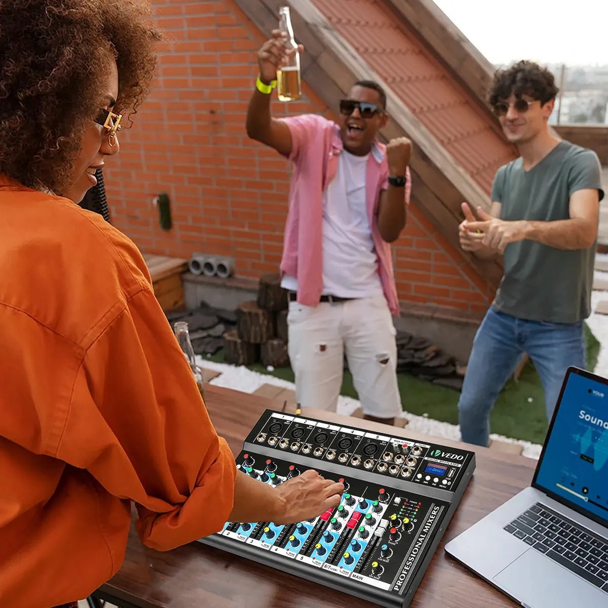Mesa de Som Profissional e Interface de Áudio de 7 Canais Mixer VDA107L Vedo VEDO VDA107L 7 MVshow